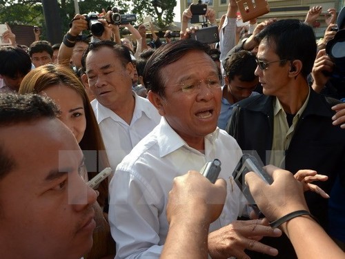 Demonstrators urge Cambodia’s NA leader to resign - ảnh 1